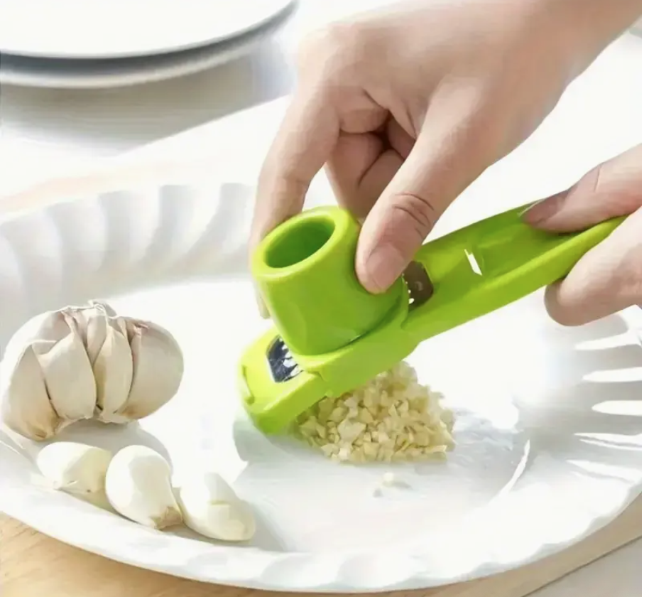 Manual Garlic Press & Grinder – Durable Plastic, Easy-to-Use Multi-Functional Garlic Chopper & Crusher for Home Cooking
